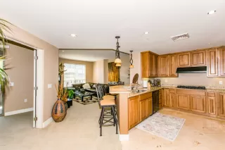 Photo #1: 6095682 Listing