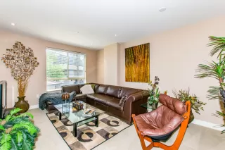 Photo #5: 6095682 Listing