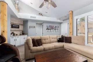 Photo #5: 6095734 Listing