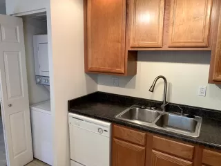 Photo #6: 6096108 Listing 