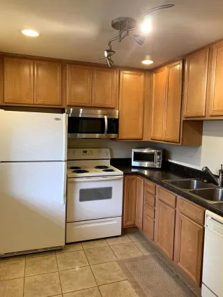 Photo #4: 6096114 Listing 