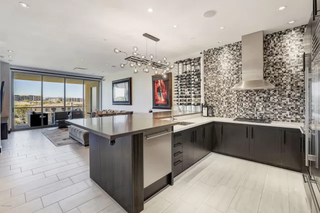 MLS: 6096362 Condo For Sale