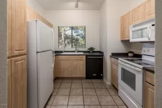 Photo #3: 6096409 Listing