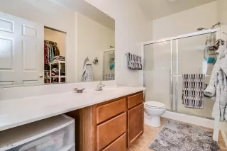 Photo #2: 6096561 Listing