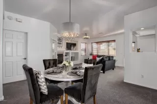 Photo #5: 6096935 Listing 