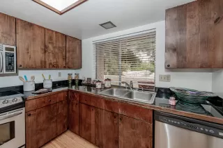 Photo #6: 6097167 Listing