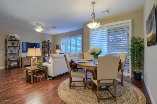 Photo #4: 6097233 Listing