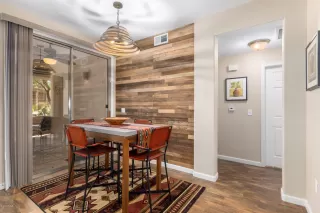 Photo #4: 6097299 Listing