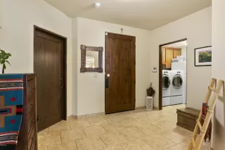 Photo #2: 6097335 Listing 