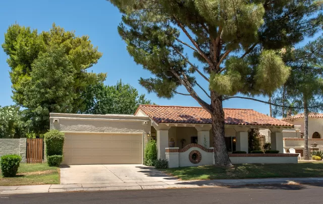 MLS: 6097339 Condo For Sale