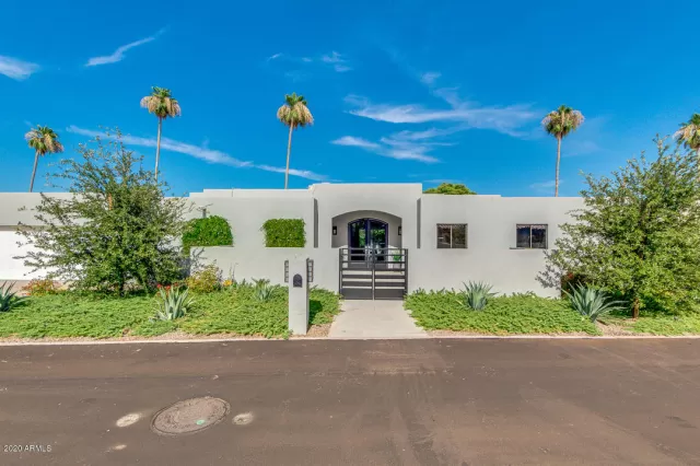 MLS: 6097702 Condo For Sale