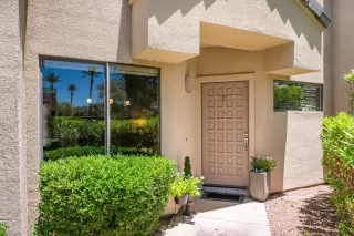 Photo #2: 6097878 Listing