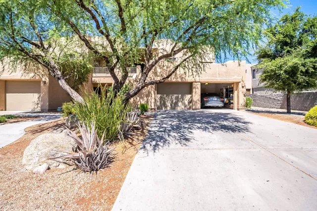 MLS: 6097984 Condo For Sale