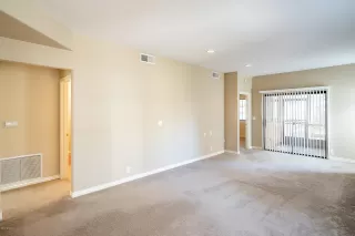 Photo #4: 6097984 Listing