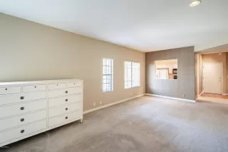Photo #5: 6097984 Listing