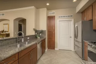 Photo #2: 6098049 Listing