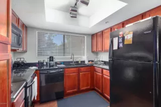 Photo #3: 6098101 Listing