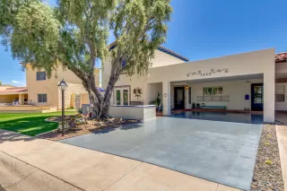 Photo #1: 6098130 Listing 