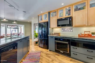 Photo #4: 6098130 Listing 