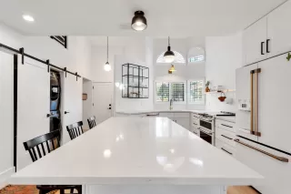 Photo #6: 6098275 Listing 