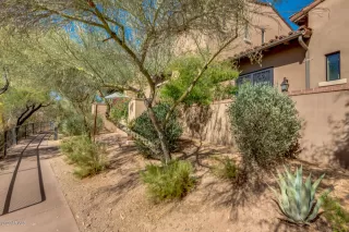 Photo #3: 6098546 Listing 