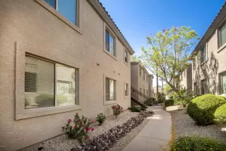 Photo #3: 6098826 Listing