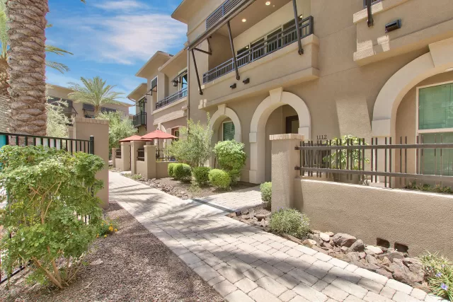 MLS: 6098956 Condo For Sale