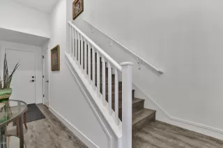 Photo #2: 6098956 Listing