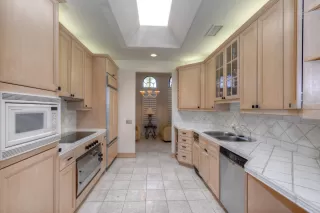 Photo #3: 6099030 Listing 