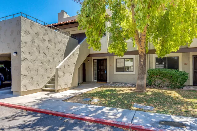 MLS: 6099033 Condo For Sale