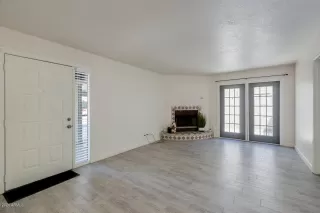 Photo #2: 6099033 Listing