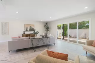 Photo #6: 6099166 Listing