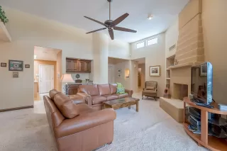 Photo #2: 6099330 Listing