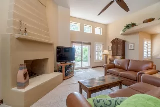 Photo #4: 6099330 Listing