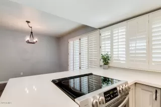 Photo #3: 6099510 Listing