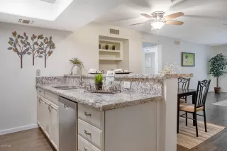 Photo #4: 6099516 Listing 