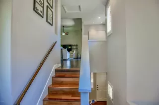 Photo #5: 6099650 Listing 