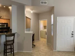 Photo #5: 6099755 Listing