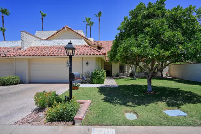 MLS: 6099842 Condo For Sale