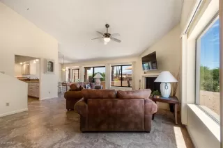 Photo #3: 6099938 Listing