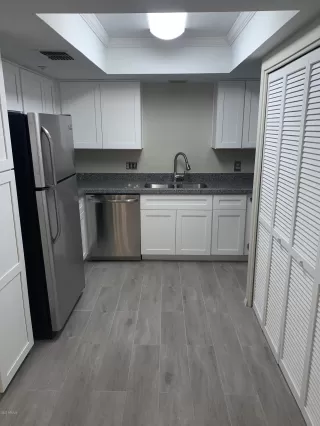 Photo #2: 6099970 Listing 