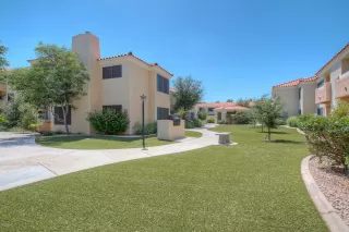 Photo #4: 6100047 Listing