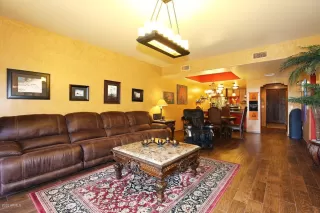 Photo #6: 6100327 Listing 