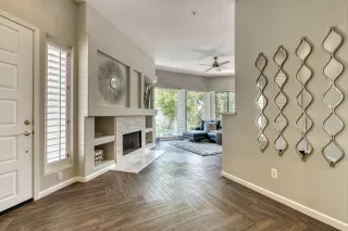 Photo #2: 6100405 Listing