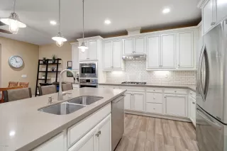 Photo #3: 6100489 Listing