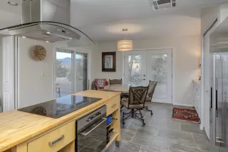 Photo #5: 6100684 Listing