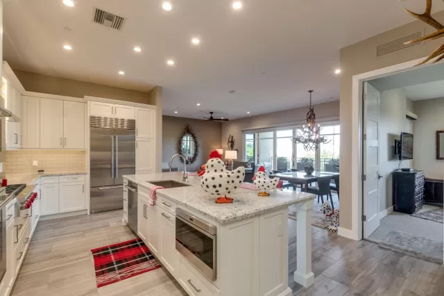 MLS: 6100725 Condo For Sale