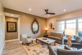 Photo #2: 6100725 Listing 