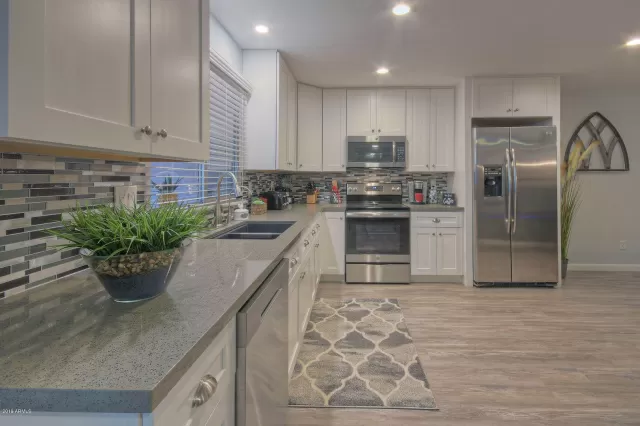 MLS: 6100877 Condo For Sale