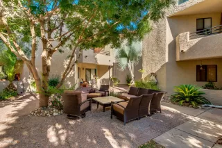 Photo #2: 6100880 Listing